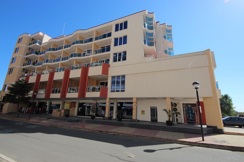 Menada Apartments In サニービーチ エクステリア 写真