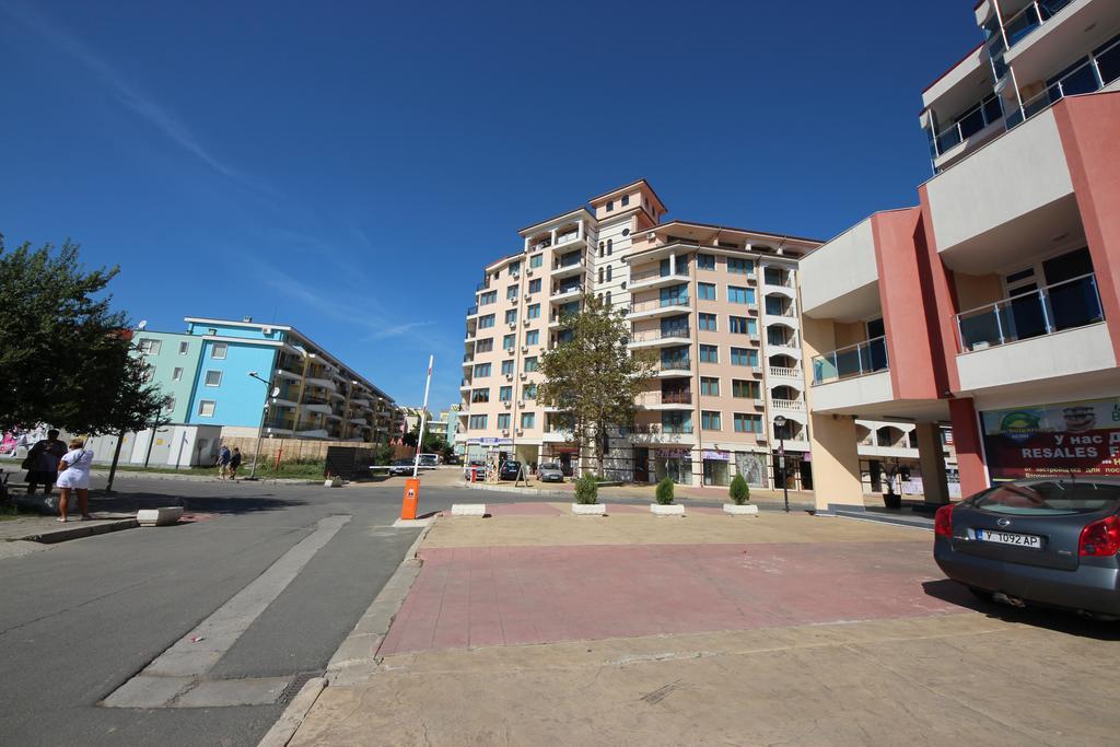 Menada Apartments In サニービーチ エクステリア 写真