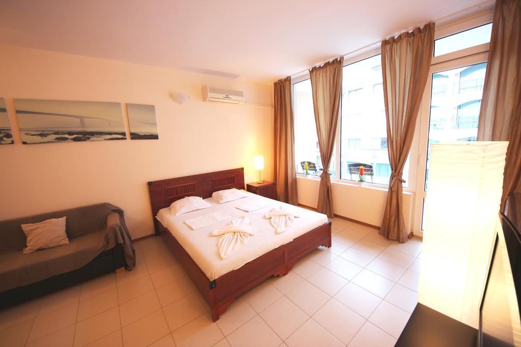 Menada Apartments In サニービーチ エクステリア 写真