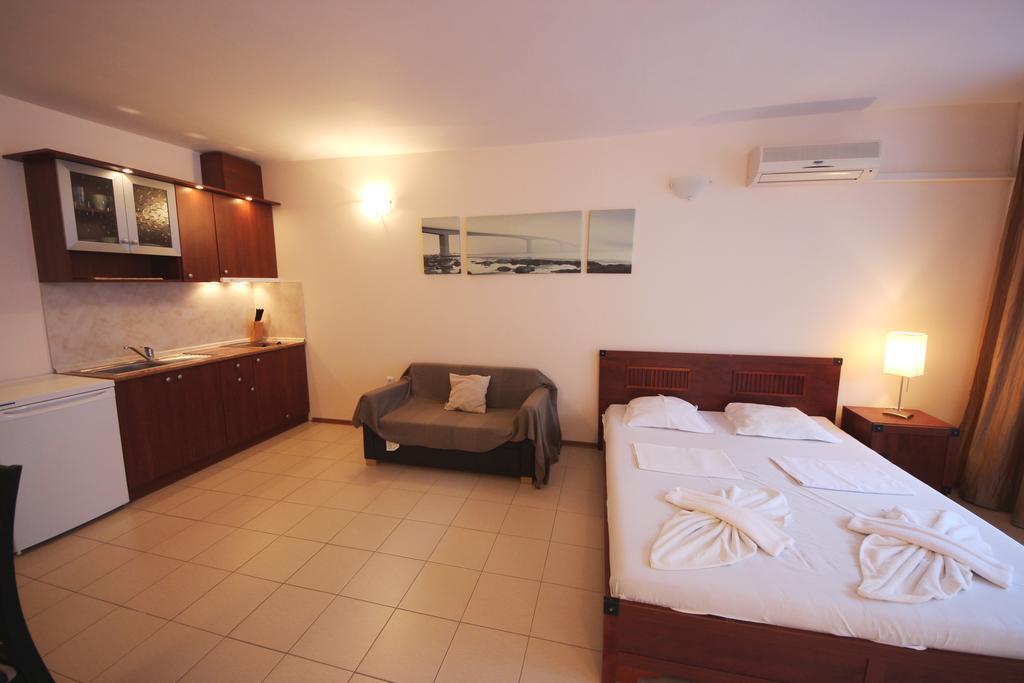 Menada Apartments In サニービーチ エクステリア 写真