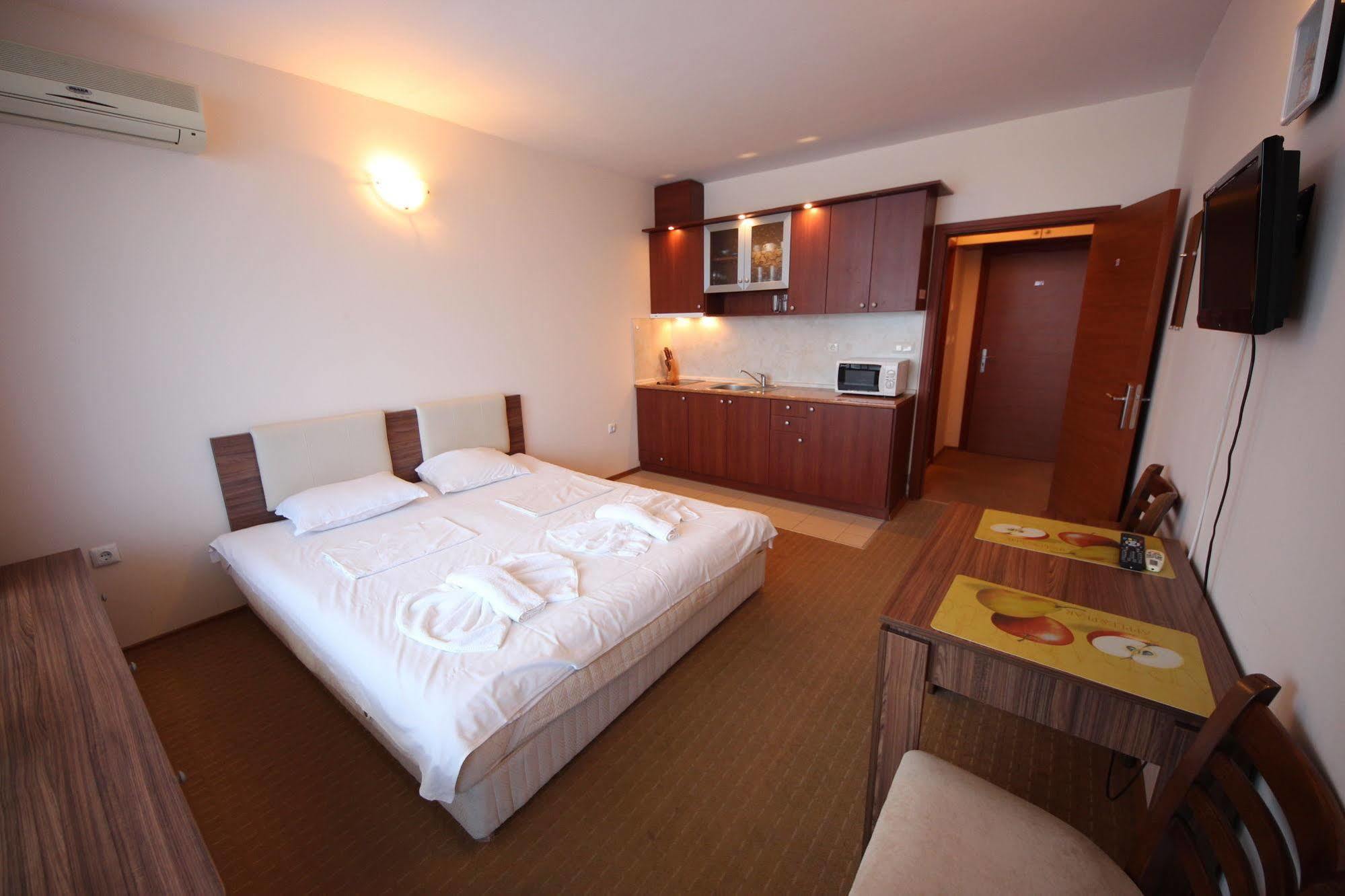 Menada Apartments In サニービーチ エクステリア 写真