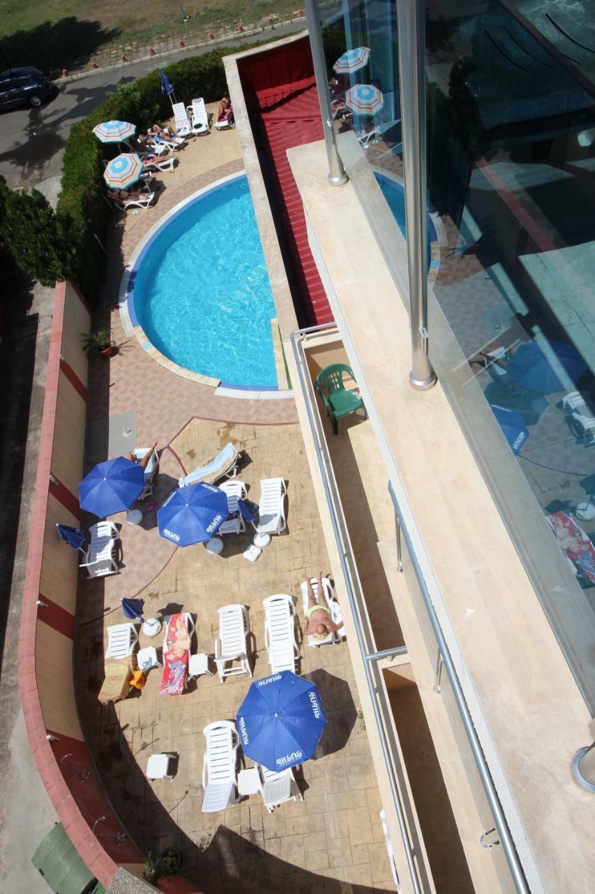 Menada Apartments In サニービーチ エクステリア 写真